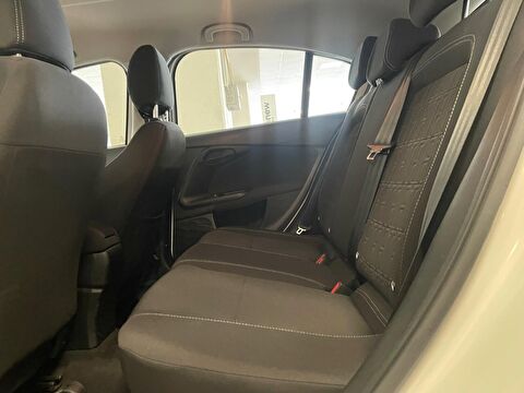 2025 Benzin Manuel Fiat Egea Cross Beyaz Ermat Motorlu Araçlar ve Tarım Ürünleri Sanayi Ticaret A.Ş.