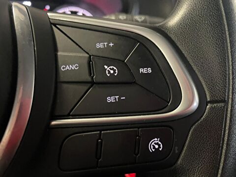 2025 Benzin Manuel Fiat Egea Cross Beyaz Ermat Motorlu Araçlar ve Tarım Ürünleri Sanayi Ticaret A.Ş.