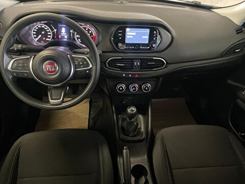 2025 Benzin Manuel Fiat Egea Cross Beyaz Ermat Motorlu Araçlar ve Tarım Ürünleri Sanayi Ticaret A.Ş.