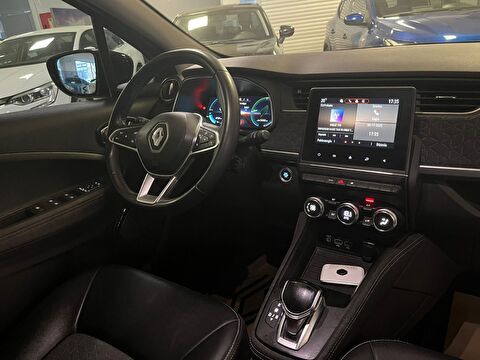 2023 Elektrik Otomatik Renault Zoe Kırmızı Ermat Motorlu Araçlar ve Tarım Ürünleri Sanayi Ticaret A.Ş.