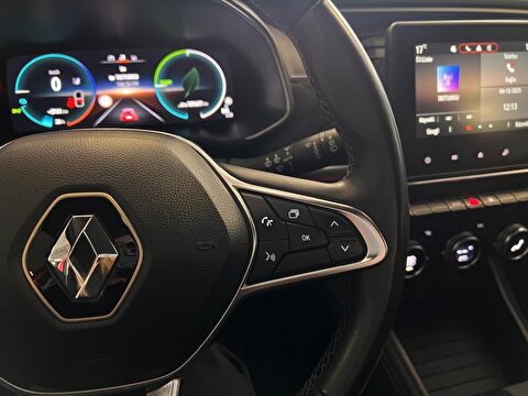 2023 Elektrik Otomatik Renault Zoe Kırmızı Ermat Motorlu Araçlar ve Tarım Ürünleri Sanayi Ticaret A.Ş.