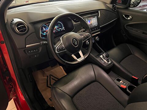 2023 Elektrik Otomatik Renault Zoe Kırmızı Ermat Motorlu Araçlar ve Tarım Ürünleri Sanayi Ticaret A.Ş.