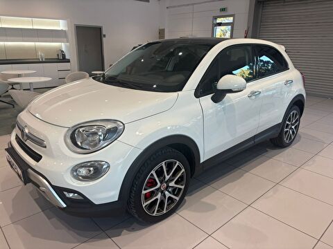 2017 Dizel Otomatik Fiat 500 X Beyaz Ermat Motorlu Araçlar ve Tarım Ürünleri Sanayi Ticaret A.Ş.