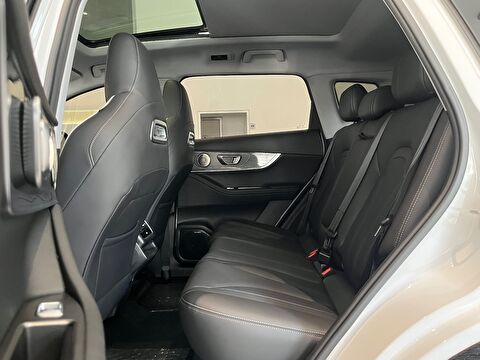 2024 Benzin Otomatik Chery Tiggo 7 Promax Beyaz Ermat Motorlu Araçlar ve Tarım Ürünleri Sanayi Ticaret A.Ş.