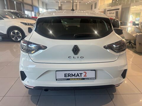 2025 Benzin Otomatik Renault Clio Beyaz Ermat Motorlu Araçlar ve Tarım Ürünleri Sanayi Ticaret A.Ş.
