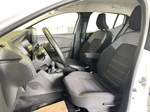 2025 Benzin Otomatik Dacia Sandero Stepway Beyaz Ermat Motorlu Araçlar ve Tarım Ürünleri Sanayi Ticaret A.Ş.