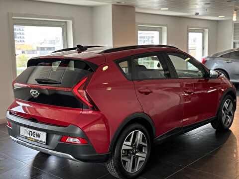 2023 Benzin Otomatik Hyundai Bayon Kırmızı Ermat Motorlu Araçlar ve Tarım Ürünleri Sanayi Ticaret A.Ş.