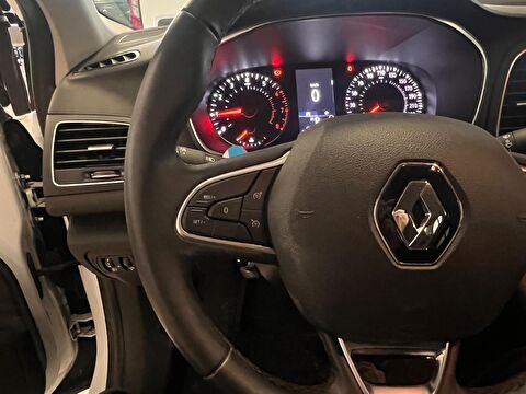 renault, megane, sedan 1.3 tce joy edc, otomatik, benzin 2.el otomobil | renew 9