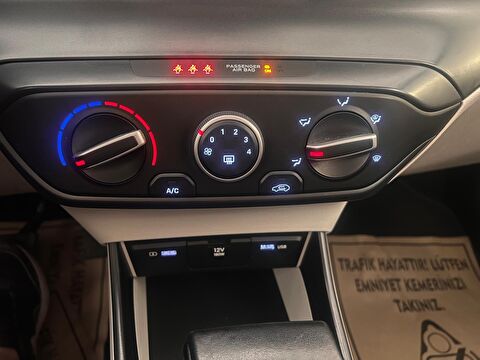 2023 Benzin Otomatik Hyundai i20 Gri Ermat Motorlu Araçlar ve Tarım Ürünleri Sanayi Ticaret A.Ş.