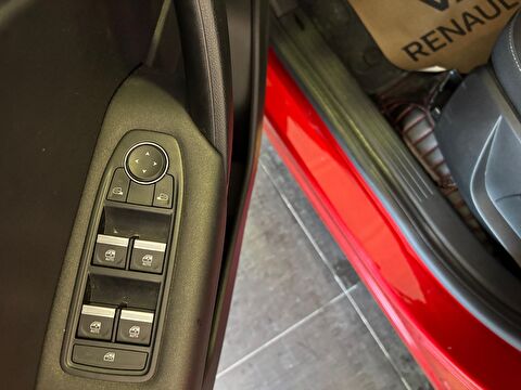 renault, captur, crossover 1.3 tce mhev evolution edc, otomatik, mhev 2.el otomobil | renew 11
