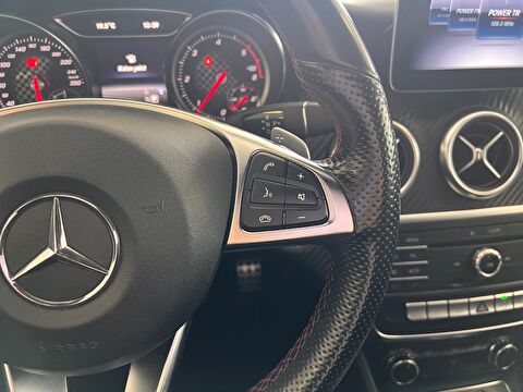 2018 Dizel Otomatik Mercedes-Benz A Siyah Ermat Motorlu Araçlar ve Tarım Ürünleri Sanayi Ticaret A.Ş.