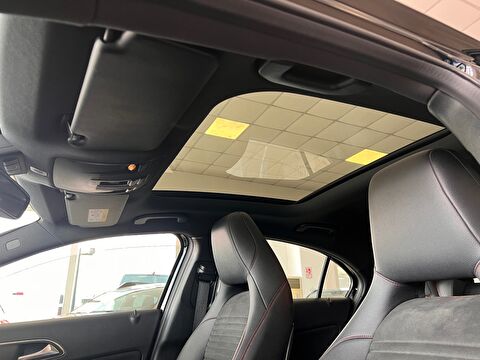 2018 Dizel Otomatik Mercedes-Benz A Siyah Ermat Motorlu Araçlar ve Tarım Ürünleri Sanayi Ticaret A.Ş.