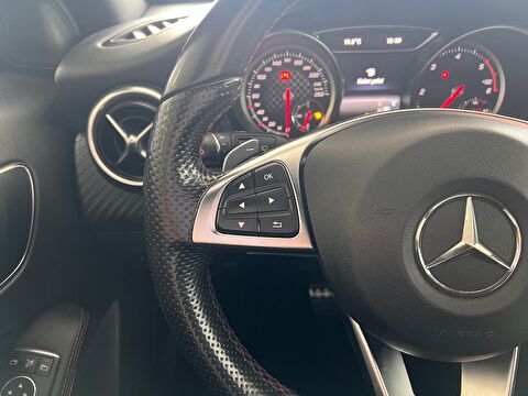 2018 Dizel Otomatik Mercedes-Benz A Siyah Ermat Motorlu Araçlar ve Tarım Ürünleri Sanayi Ticaret A.Ş.