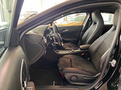 2018 Dizel Otomatik Mercedes-Benz A Siyah Ermat Motorlu Araçlar ve Tarım Ürünleri Sanayi Ticaret A.Ş.