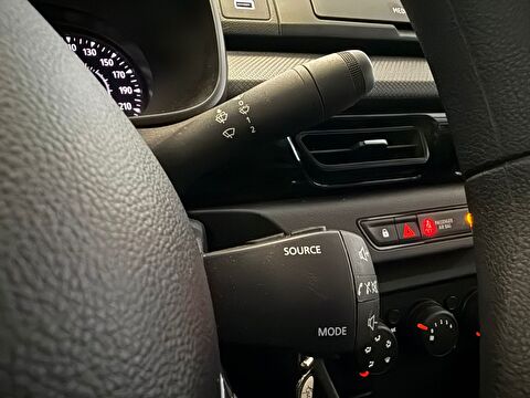 renault, taliant, sedan 1.0 tce joy x-tronic, otomatik, benzin 2.el otomobil | renew 16