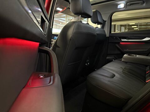 2023 Elektrik Otomatik TOGG T10X V2 AWD  Kırmızı Ermat Motorlu Araçlar ve Tarım Ürünleri Sanayi Ticaret A.Ş.