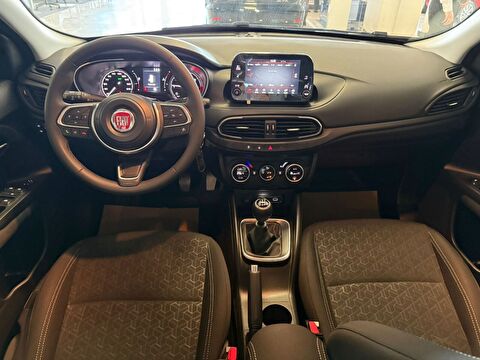 fiat, egea cross, 1.4 fire urban gsr, manuel, benzin 2.el otomobil | renew 8