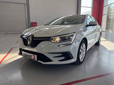 2022 Benzin Otomatik Renault Megane Beyaz Ermat Motorlu Araçlar ve Tarım Ürünleri Sanayi Ticaret A.Ş.