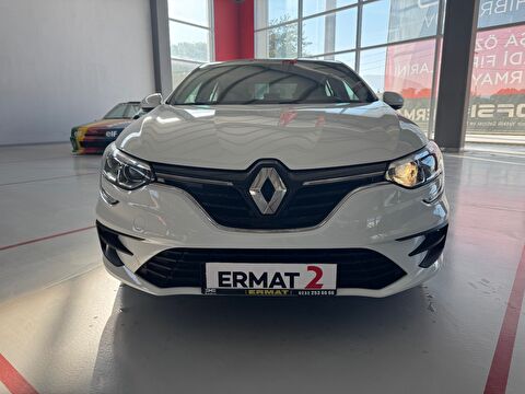 2022 Benzin Otomatik Renault Megane Beyaz Ermat Motorlu Araçlar ve Tarım Ürünleri Sanayi Ticaret A.Ş.