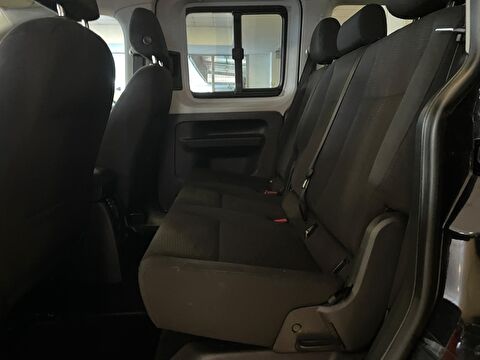 2016 Dizel Otomatik Volkswagen Caddy Siyah Ermat Motorlu Araçlar ve Tarım Ürünleri Sanayi Ticaret A.Ş.