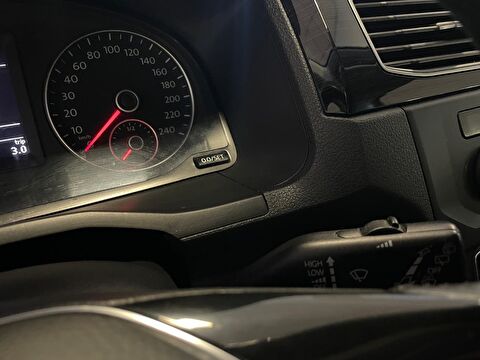 2016 Dizel Otomatik Volkswagen Caddy Siyah Ermat Motorlu Araçlar ve Tarım Ürünleri Sanayi Ticaret A.Ş.