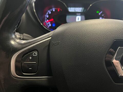 2016 Dizel Manuel Renault Captur Bej Ermat Motorlu Araçlar ve Tarım Ürünleri Sanayi Ticaret A.Ş.