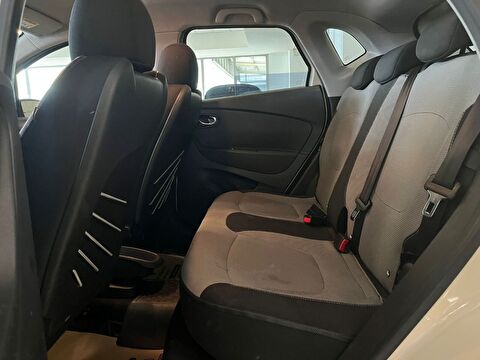 2016 Dizel Manuel Renault Captur Bej Ermat Motorlu Araçlar ve Tarım Ürünleri Sanayi Ticaret A.Ş.