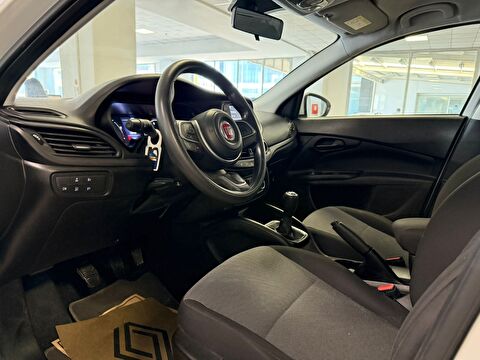 2023 Dizel Manuel Fiat Egea Beyaz Ermat Motorlu Araçlar ve Tarım Ürünleri Sanayi Ticaret A.Ş.