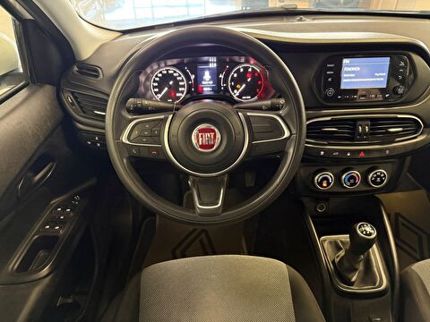 2023 Dizel Manuel Fiat Egea Beyaz Ermat Motorlu Araçlar ve Tarım Ürünleri Sanayi Ticaret A.Ş.