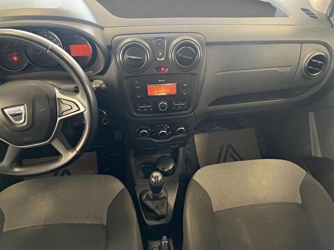 2018 Dizel Manuel Dacia Dokker Beyaz Ermat Motorlu Araçlar ve Tarım Ürünleri Sanayi Ticaret A.Ş.