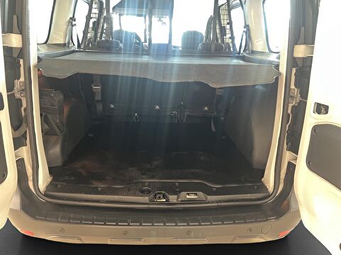 2018 Dizel Manuel Dacia Dokker Beyaz Ermat Motorlu Araçlar ve Tarım Ürünleri Sanayi Ticaret A.Ş.