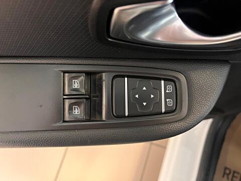 renault, clio, hatchback 0.9 tce joy, manuel, benzin 2.el otomobil | renew 18