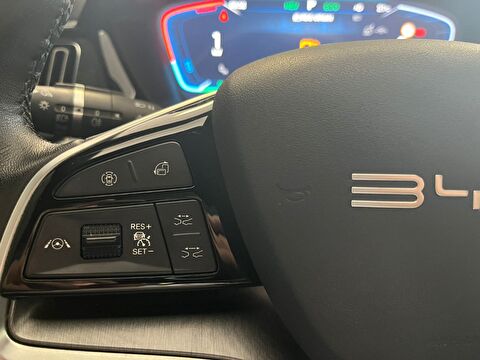 2024 PHEV Otomatik BYD Seal U Beyaz Ermat Motorlu Araçlar ve Tarım Ürünleri Sanayi Ticaret A.Ş.