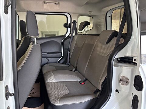 2017 Dizel Manuel Ford Tourneo Courier Beyaz Ermat Motorlu Araçlar ve Tarım Ürünleri Sanayi Ticaret A.Ş.