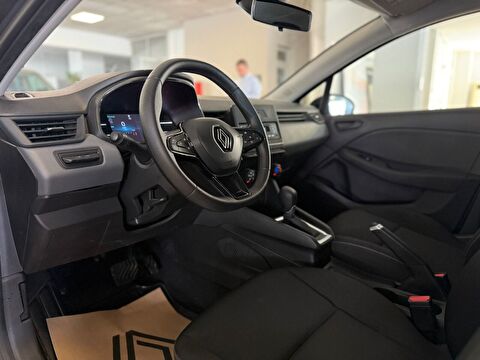 2023 Benzin Otomatik Renault Clio Gri Ermat Motorlu Araçlar ve Tarım Ürünleri Sanayi Ticaret A.Ş.