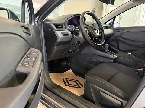 2023 Benzin Otomatik Renault Clio Gri Ermat Motorlu Araçlar ve Tarım Ürünleri Sanayi Ticaret A.Ş.