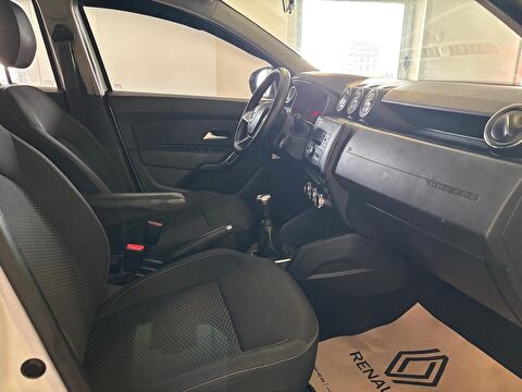 2019 Benzin Manuel Dacia Duster Beyaz Ermat Motorlu Araçlar ve Tarım Ürünleri Sanayi Ticaret A.Ş.