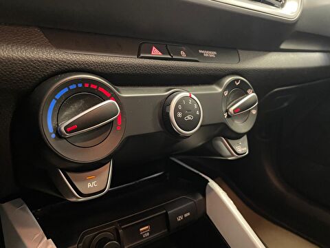 kia, stonic, suv 1.2 dpı cool, manuel, benzin 2.el otomobil | renew 15
