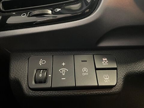kia, stonic, suv 1.2 dpı cool, manuel, benzin 2.el otomobil | renew 18