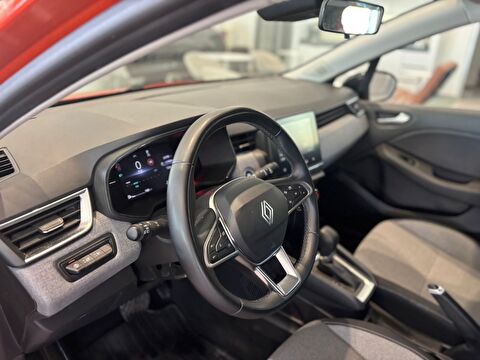 2024 Benzin Otomatik Renault Clio Turuncu Ermat Motorlu Araçlar ve Tarım Ürünleri Sanayi Ticaret A.Ş.