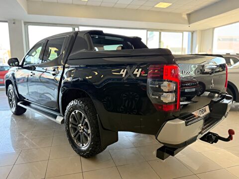 mitsubishi, l 200, çift kabin pick-up 2.2 dı-d 4x4 premium otomatik, otomatik, dizel 2.el otomobil | renew 5