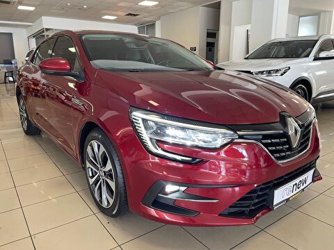 Sedan 1.3 TCe Icon EDC, 2. el otomobil | renew