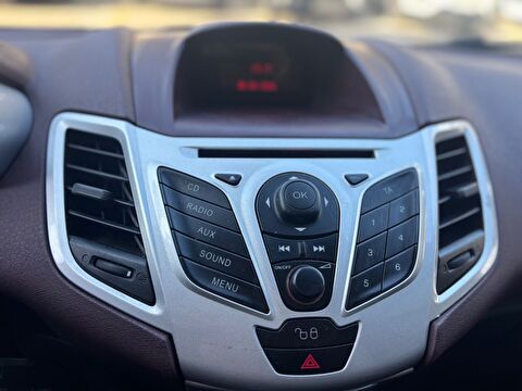 2012 Dizel Manuel Ford Fiesta Kırmızı Ermat Motorlu Araçlar ve Tarım Ürünleri Sanayi Ticaret A.Ş.