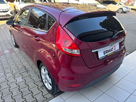 2012 Dizel Manuel Ford Fiesta Kırmızı Ermat Motorlu Araçlar ve Tarım Ürünleri Sanayi Ticaret A.Ş.