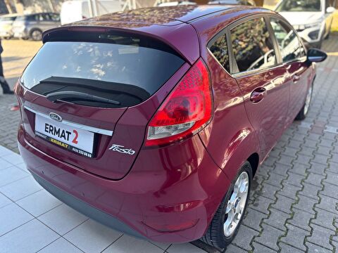 2012 Dizel Manuel Ford Fiesta Kırmızı Ermat Motorlu Araçlar ve Tarım Ürünleri Sanayi Ticaret A.Ş.