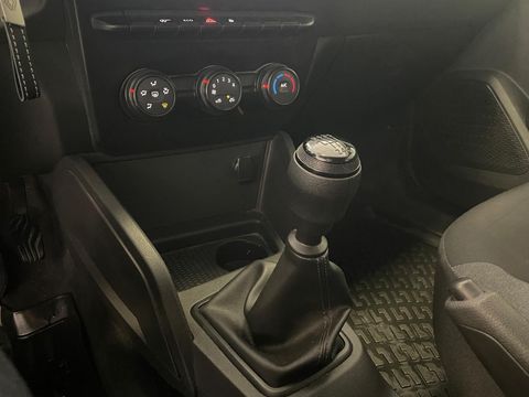2023 Benzin Manuel Dacia Duster Yeşil Ermat Motorlu Araçlar ve Tarım Ürünleri Sanayi Ticaret A.Ş.