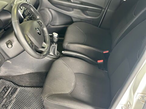 2020 Benzin Manuel Renault Clio Beyaz Ermat Motorlu Araçlar ve Tarım Ürünleri Sanayi Ticaret A.Ş.