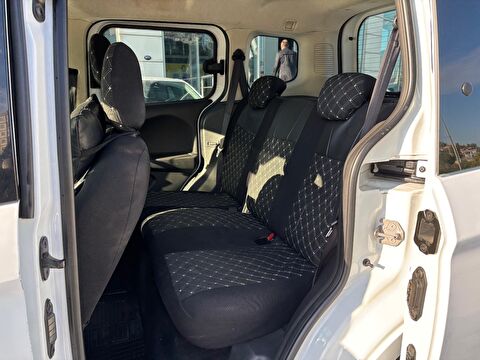 2019 Dizel Manuel Ford Tourneo Courier Beyaz Ermat Motorlu Araçlar ve Tarım Ürünleri Sanayi Ticaret A.Ş.
