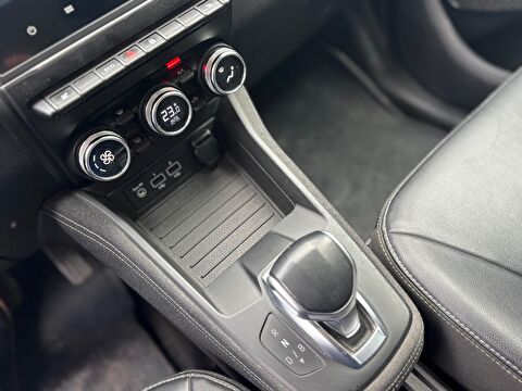 2022 Elektrik Otomatik Renault Zoe Beyaz Ermat Motorlu Araçlar ve Tarım Ürünleri Sanayi Ticaret A.Ş.