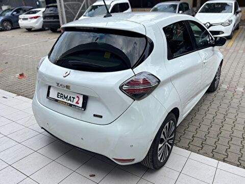 2022 Elektrik Otomatik Renault Zoe Beyaz Ermat Motorlu Araçlar ve Tarım Ürünleri Sanayi Ticaret A.Ş.